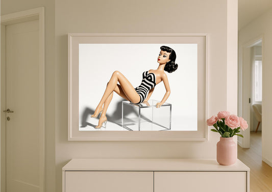 Vintage Fashion Icon Art Print – Retro Minimalist Wall Decor